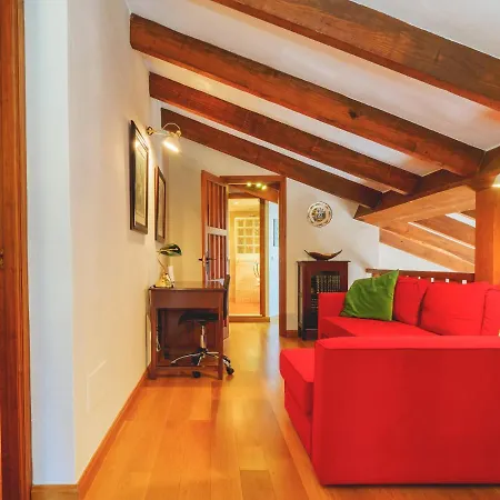 Cubo's La Gitanilla Willa