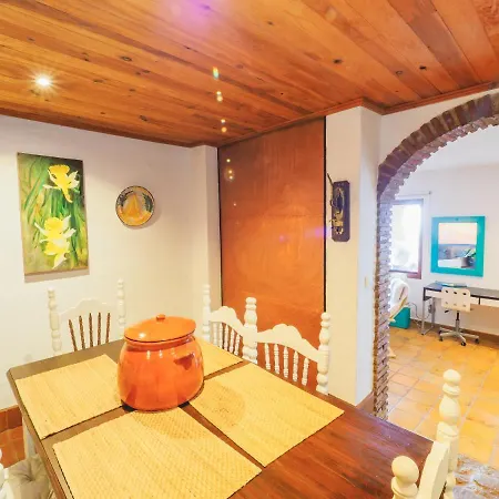 Cubo's La Gitanilla Villa *