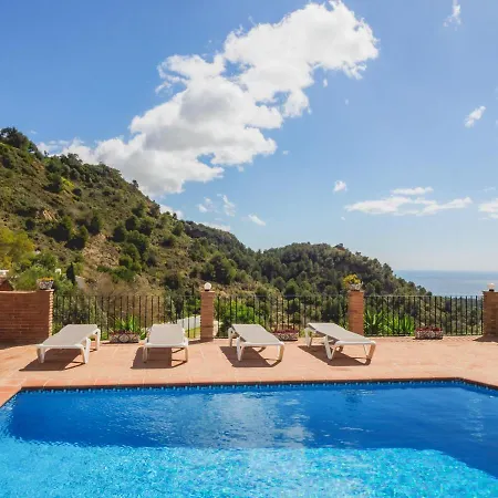 Cubo's La Gitanilla Villa *